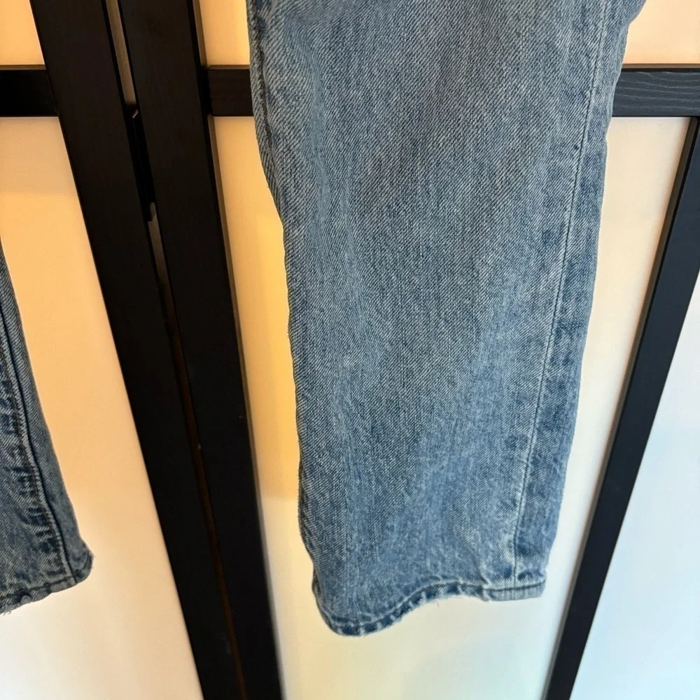 Abercrombie & Fitch 30x32 men’s Flex Super‎ skinny jeans in distressed denim